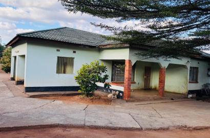 Spacious 3-bedroom house for sale in Livingstone
