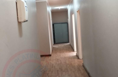 4 Bedroom House For Sale - 801