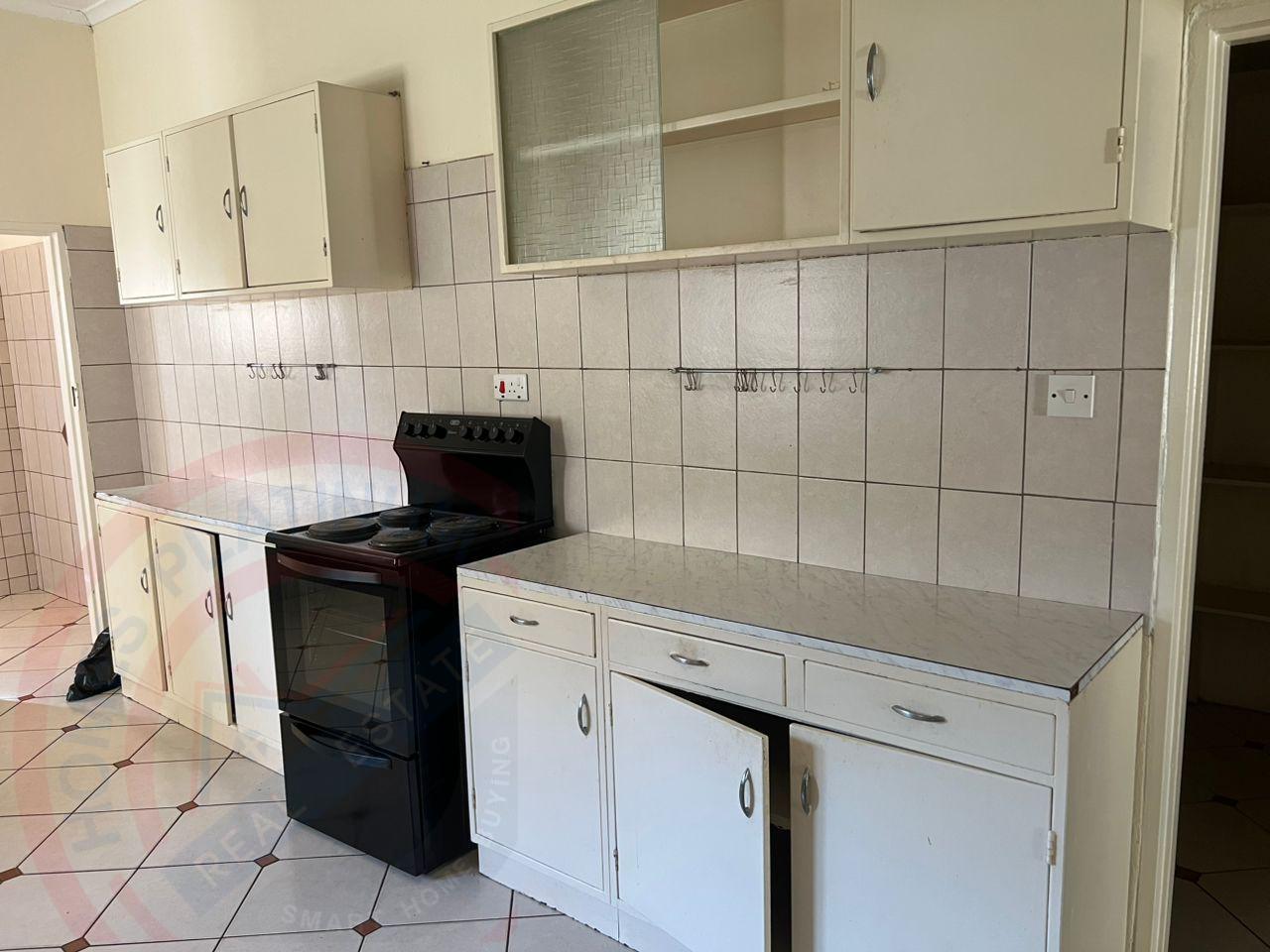 4 Bed House with En-suite for Rent in Livingstone